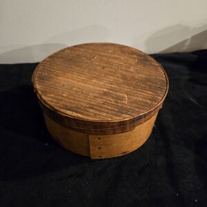 Vintage Wooden Round Shaker Box